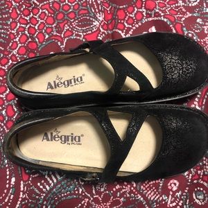 Gorgeous shimmery Alegria Mary Janes